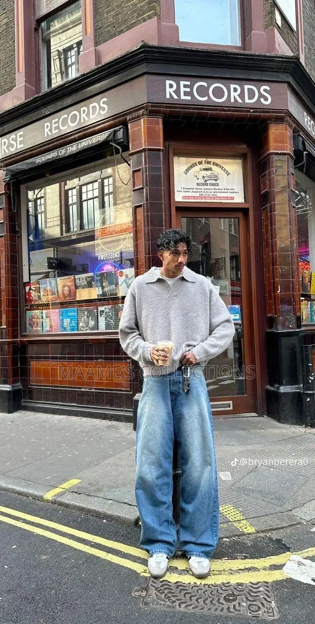 Plain Baggy Jeans (Sizes 30, 32, 33 ,34, 36, 38 )