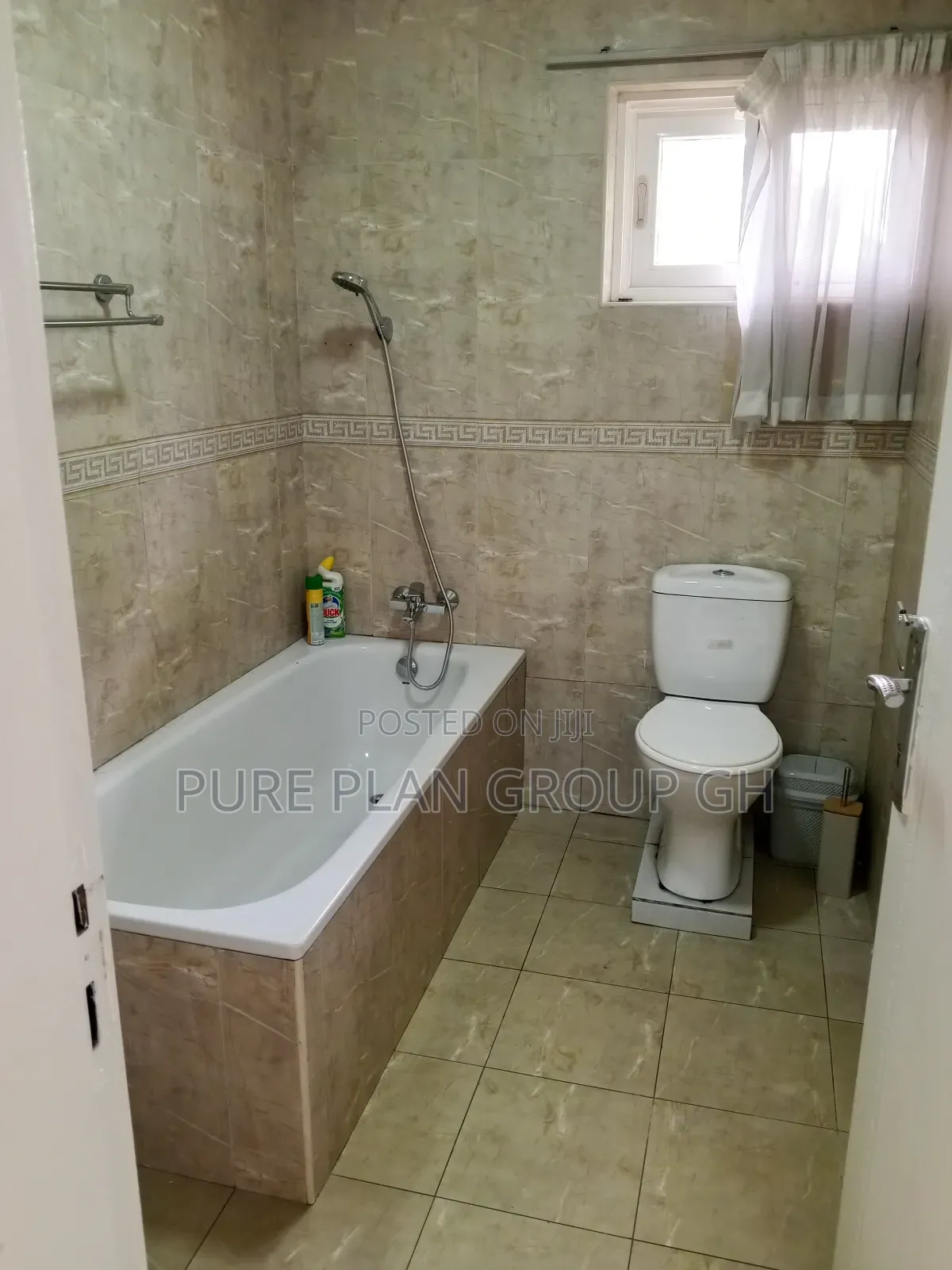 Furnished 4bdrm Apartment in Airport Residential for rent