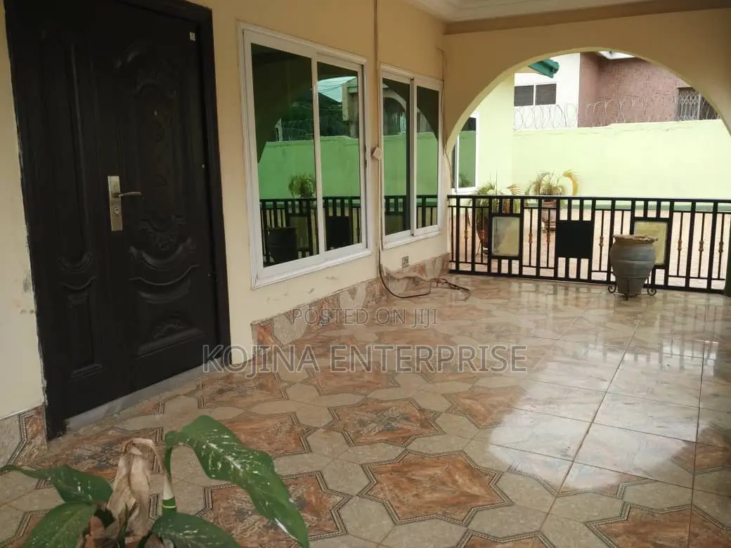 4bdrm House in Brofoyedu, Kumasi Metropolitan for rent