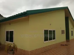 4bdrm House in Brofoyedu, Kumasi Metropolitan for rent