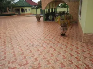 4bdrm House in Brofoyedu, Kumasi Metropolitan for rent