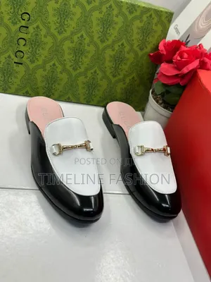 Black and White Gucci Executive Men's Half Shoes