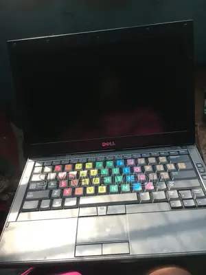 Laptop Dell Latitude E4310 4GB Intel Core i5 HDD 500GB