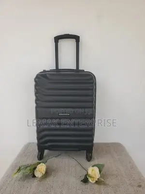 Featherstone 4-Wheel Hard Traveling Suitcase