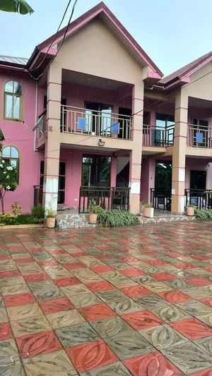 3bdrm Apartment in Ashongman Area, Police Station for rent