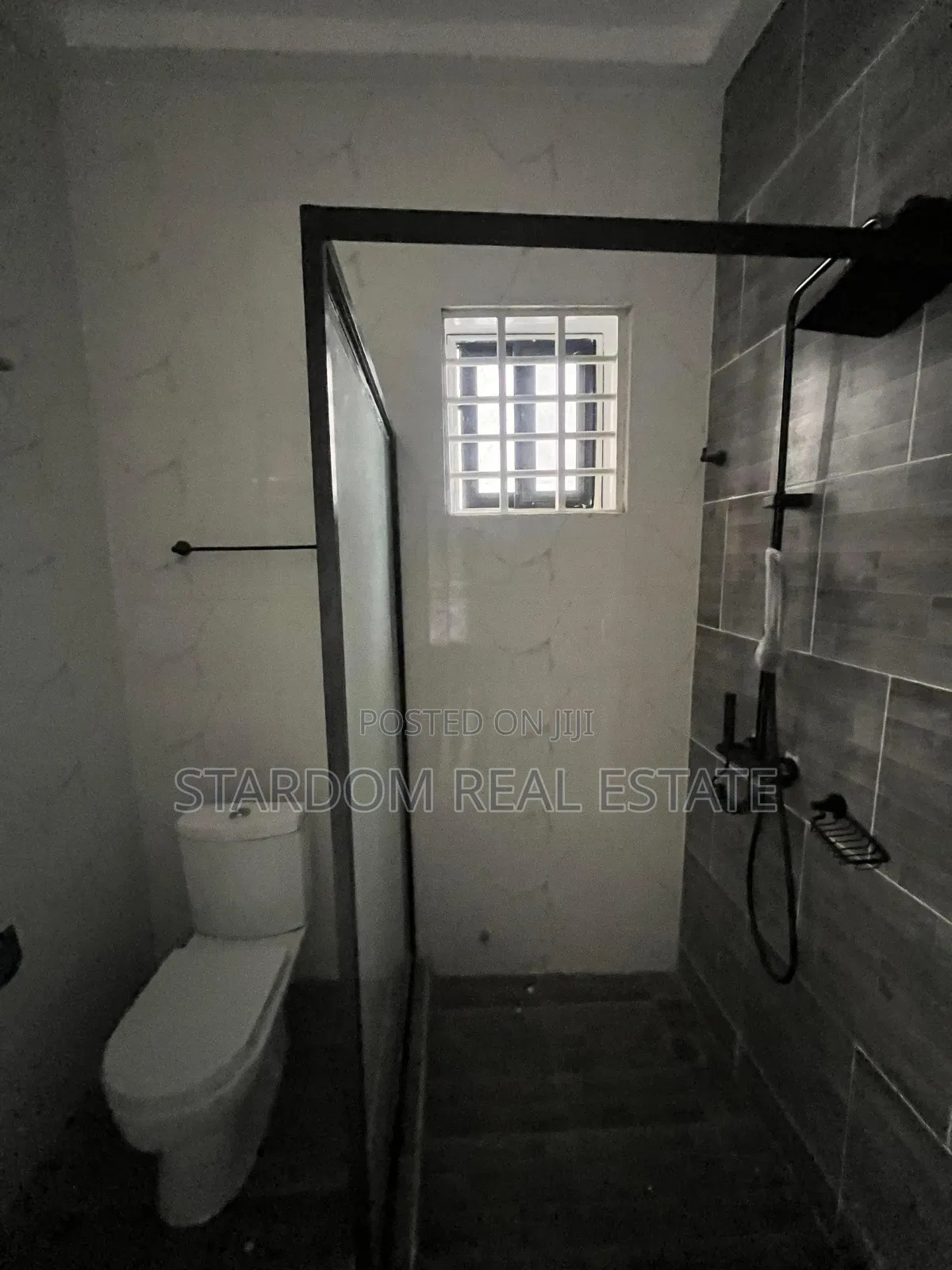 2bdrm Apartment in East Legon, American House for rent