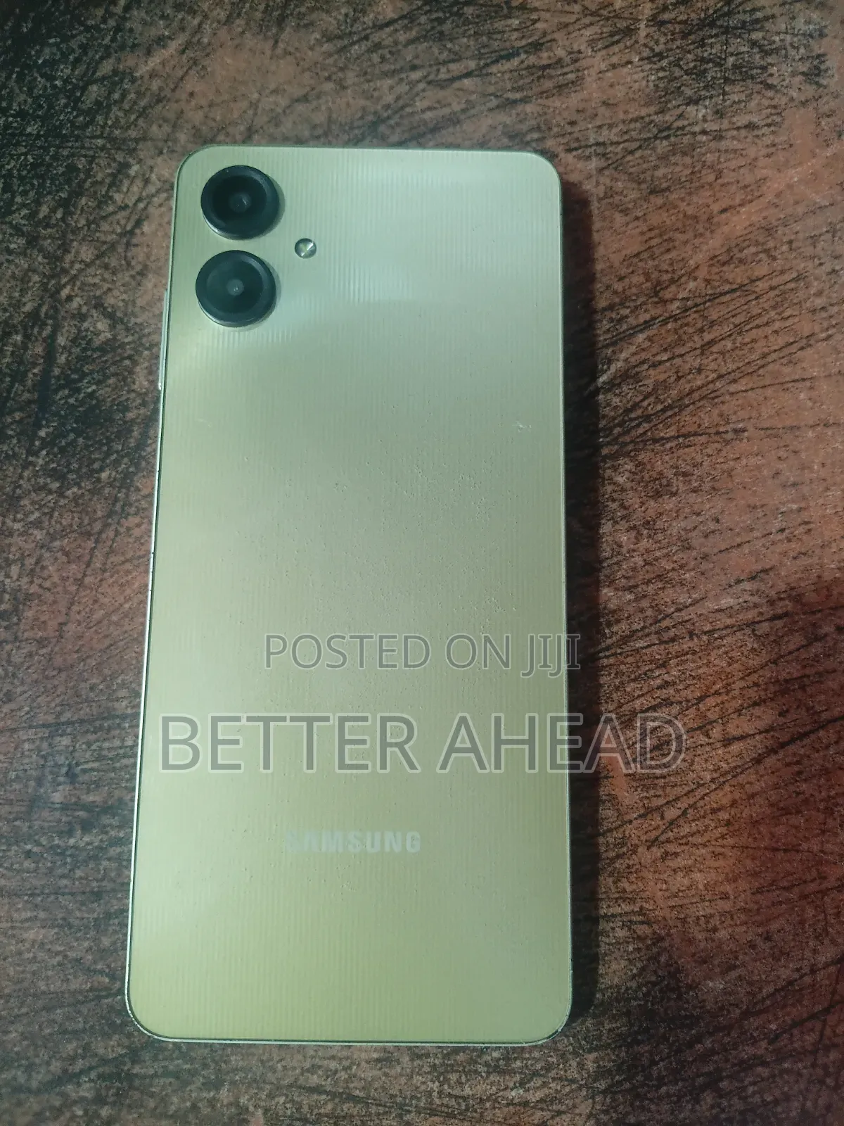 Samsung Galaxy A06 64 GB Gold