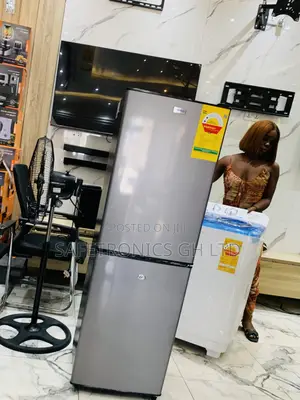 Purchase Neat Nasco Nasd2-20fl Is a 158-Litre Double-Door Refrigerator