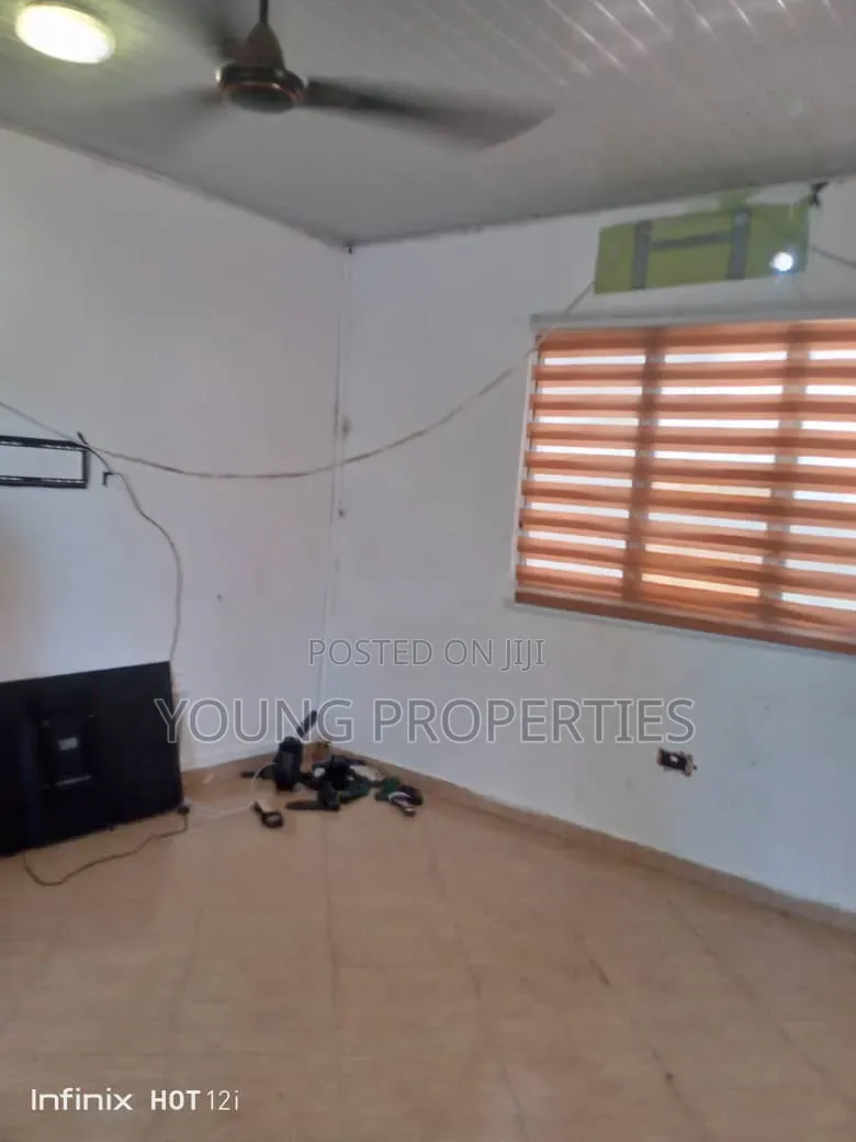 2bdrm Apartment in Amasaman Cocoa Board for rent