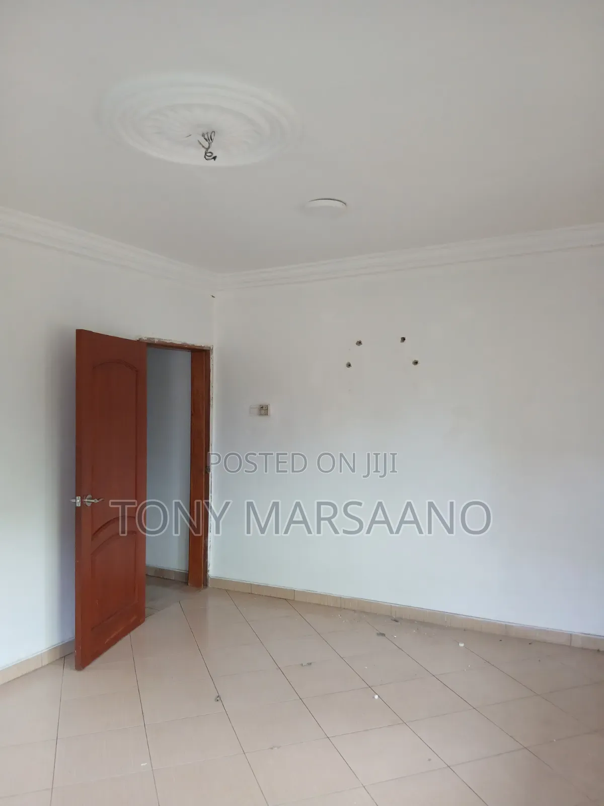 5bdrm House in Westlegon, Police Station for rent