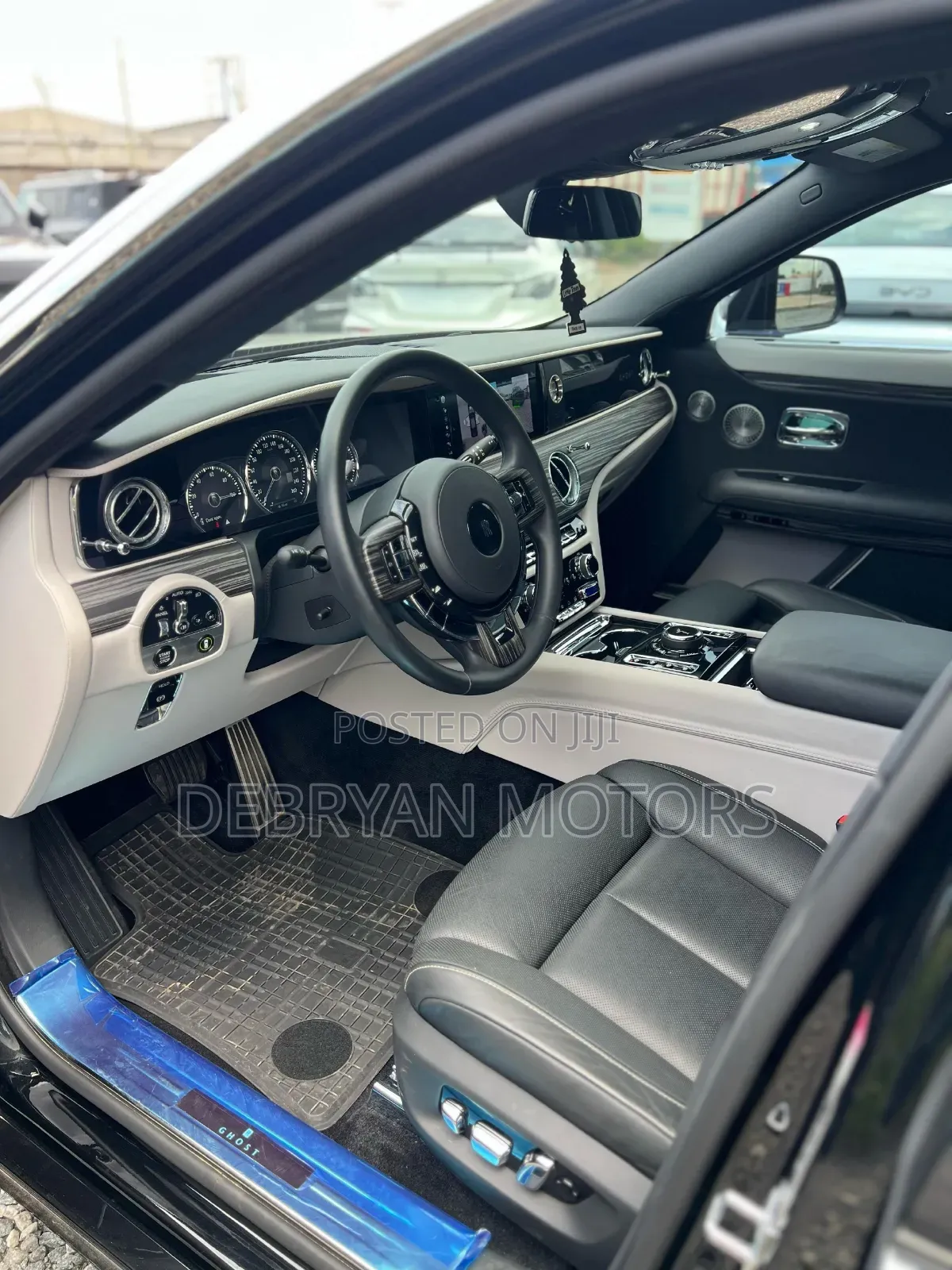 Rolls-Royce Ghost Sedan 2023 Black