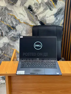 Laptop Dell Latitude 5300 16GB Intel Core i5 SSD 512GB