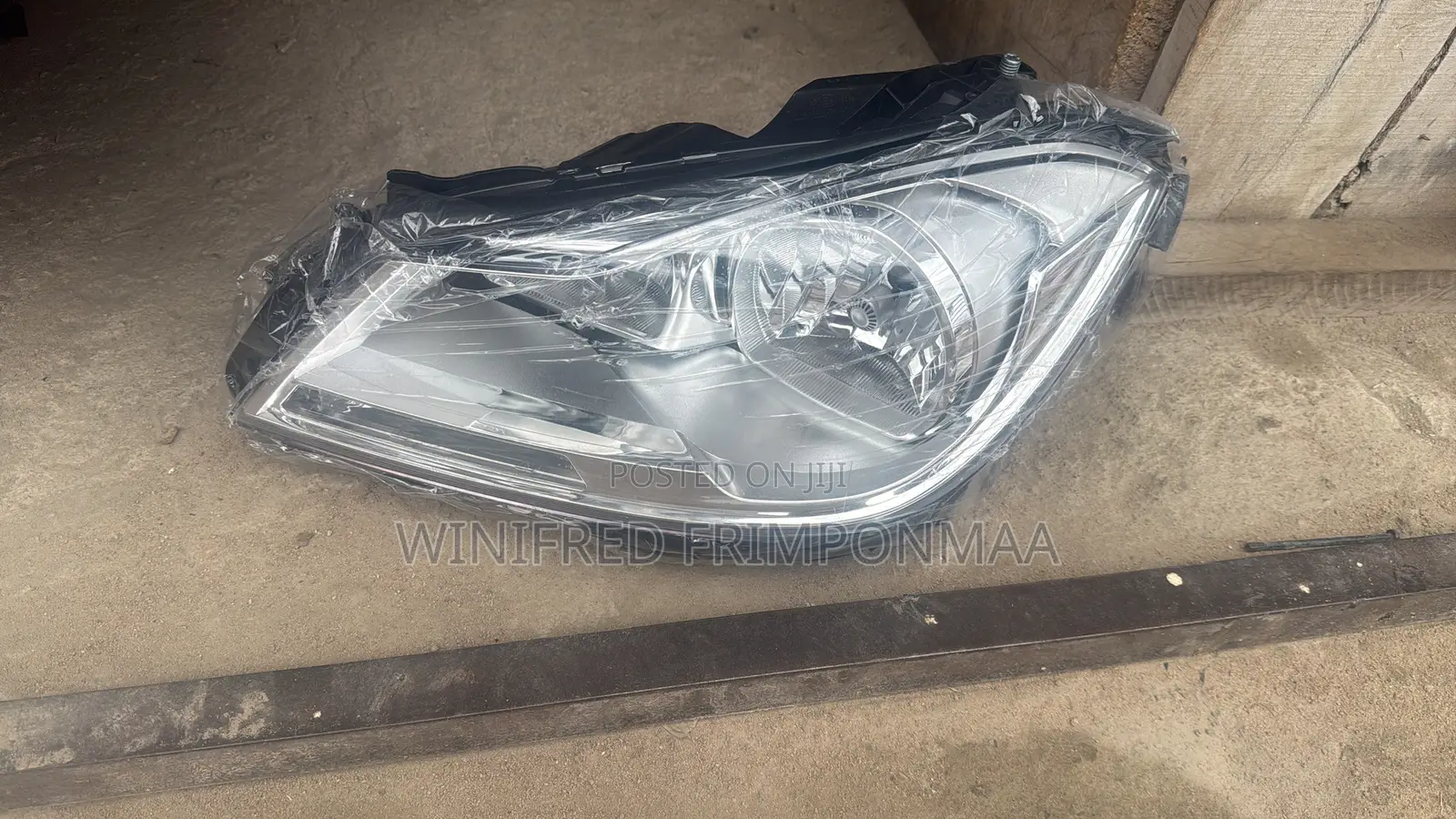 Mercedes Benz W204/ C250 Normal Headlight