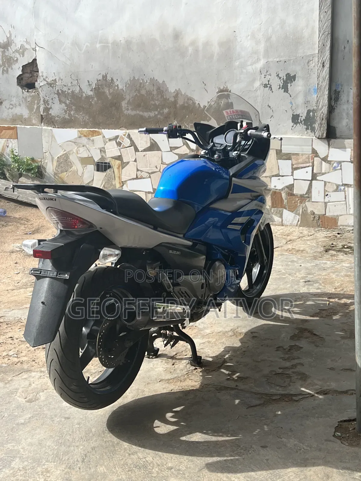 Suzuki 2018 Blue