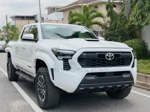 New Toyota Tacoma 2025 White