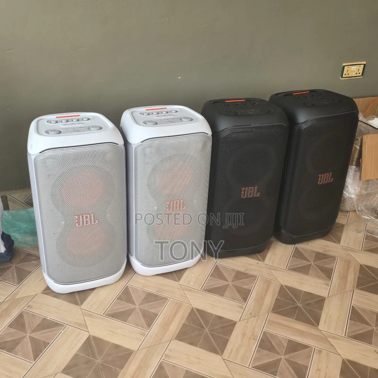 JBL Party Box 320, Party Box 710