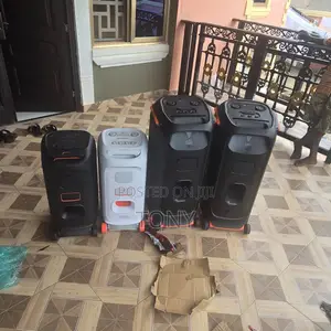 JBL Party Box 320, Party Box 710