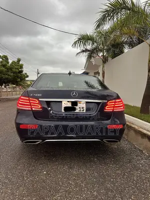 Mercedes-Benz E500 2015 Blue
