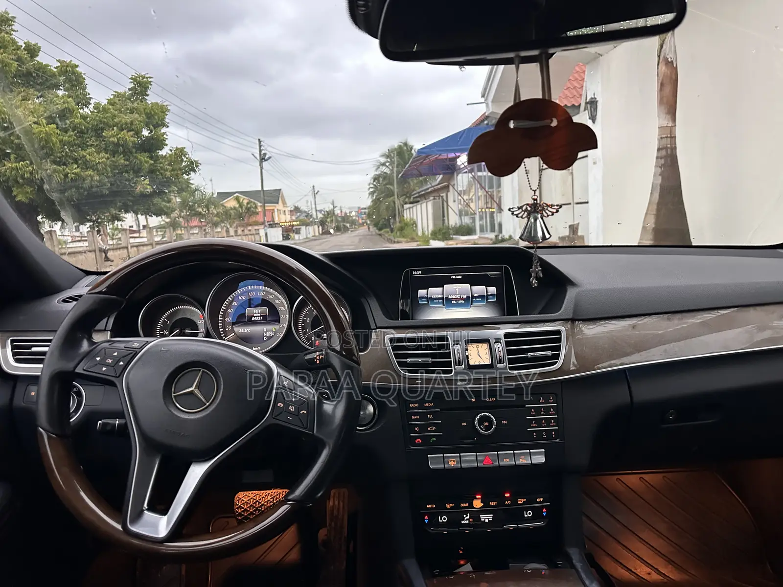 Mercedes-Benz E500 2015 Blue