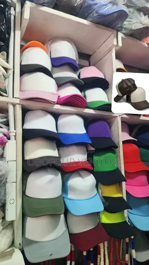 Restock Alert! Quality Plain Caps Now Available in Multiple Colours.