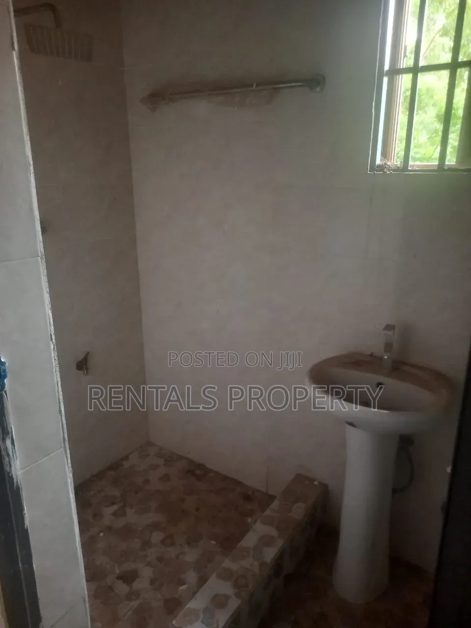 1bdrm Apartment in Frafraha for rent