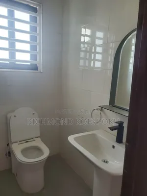 3bdrm Apartment in Kofis Realty, East Legon for rent