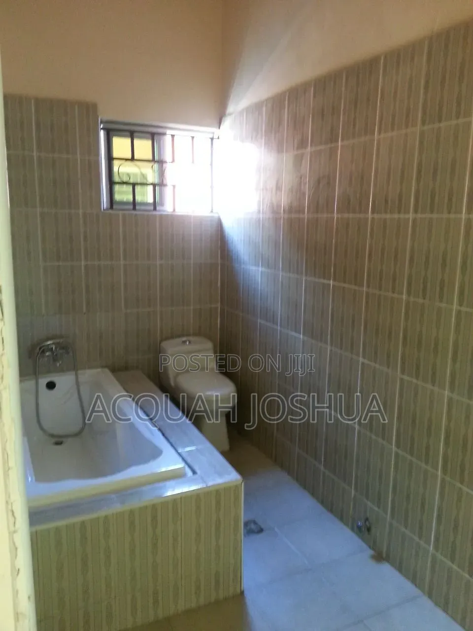 4bdrm Apartment in Koans Estate, Amasaman for rent