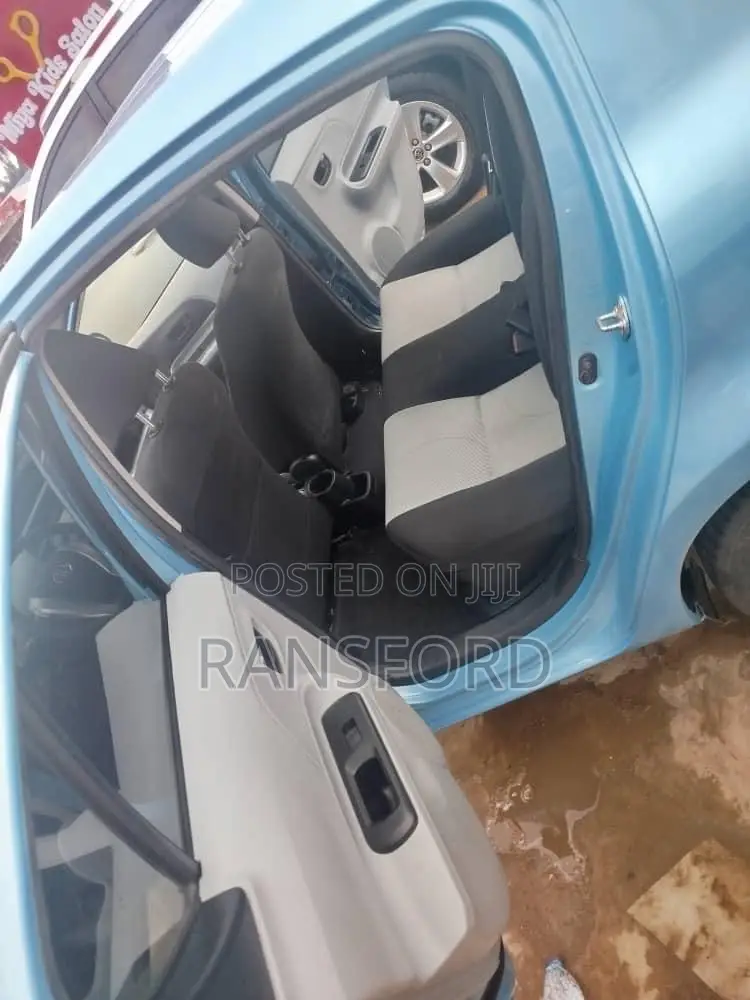 Toyota Aqua 2013 Blue