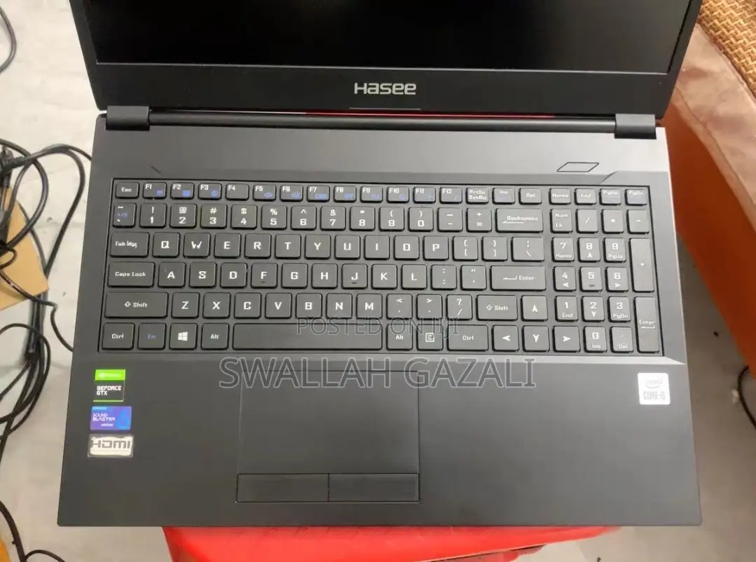 Laptop Hasee X5 16GB Nvidia SSD 256GB