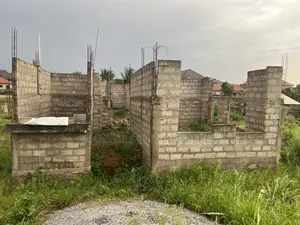 10bdrm House in Chans Estate Agency, Atwima Kwanwoma for sale