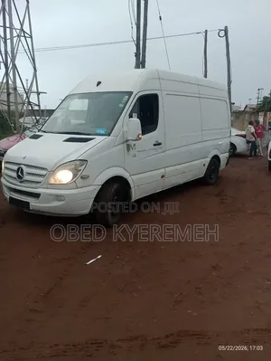 Mercedes-Benz Sprinter 2012 White