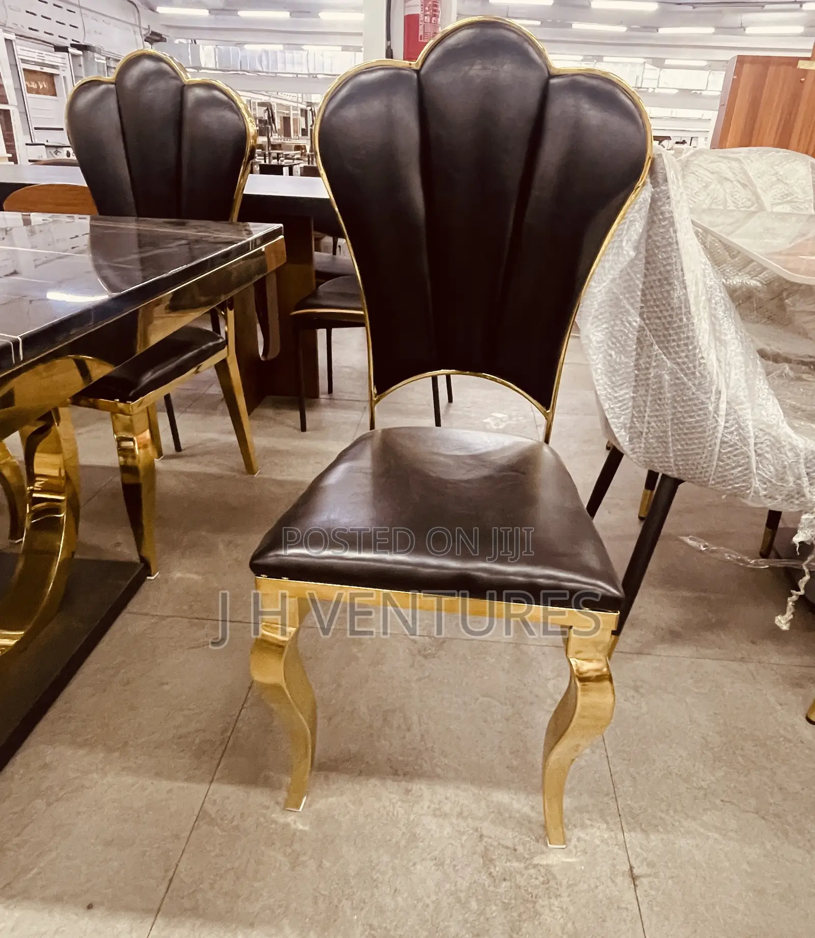 6 Seater Marble Dining Table