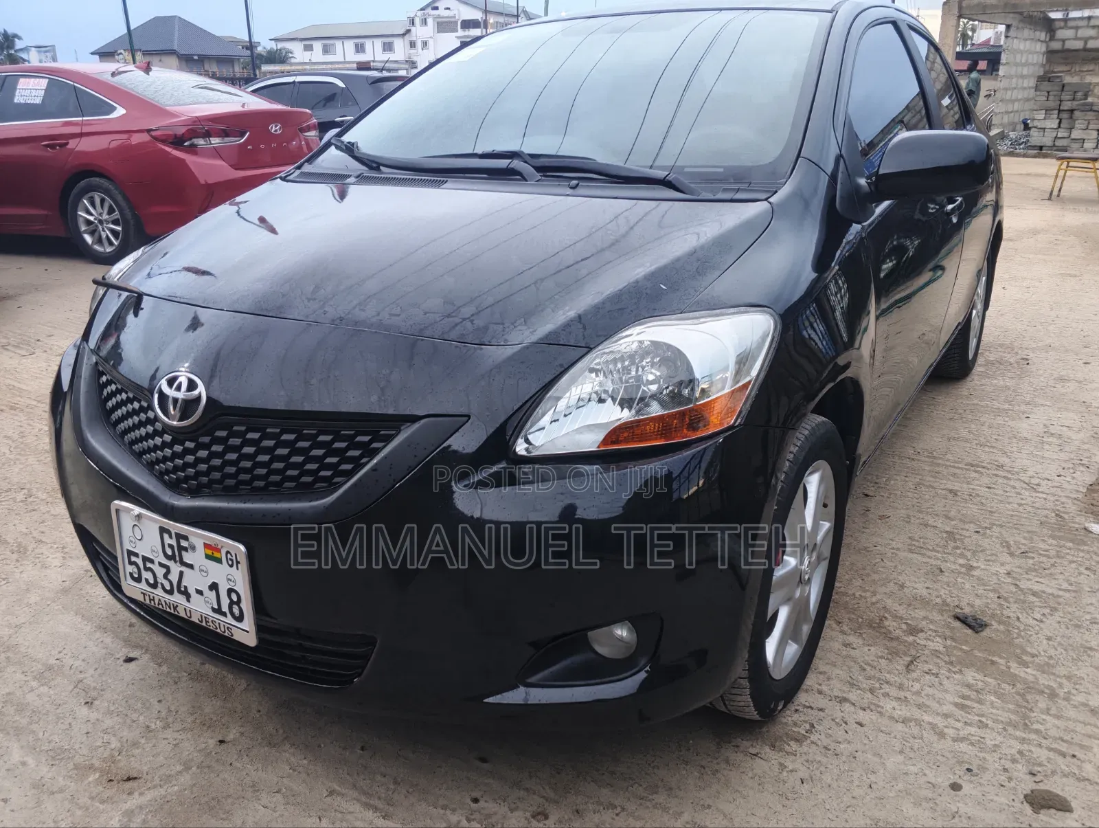 Toyota Yaris Base Sedan 4dr 2010 Black