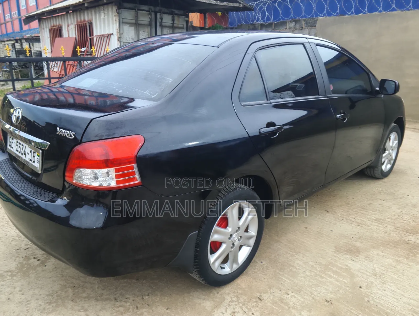 Toyota Yaris Base Sedan 4dr 2010 Black
