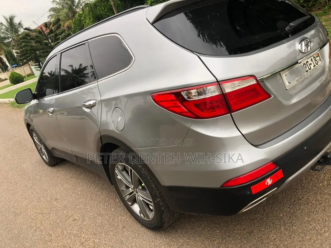 Hyundai Santa Fe Limited 4dr SUV (3.3L 6cyl 6A) 2015 Silver