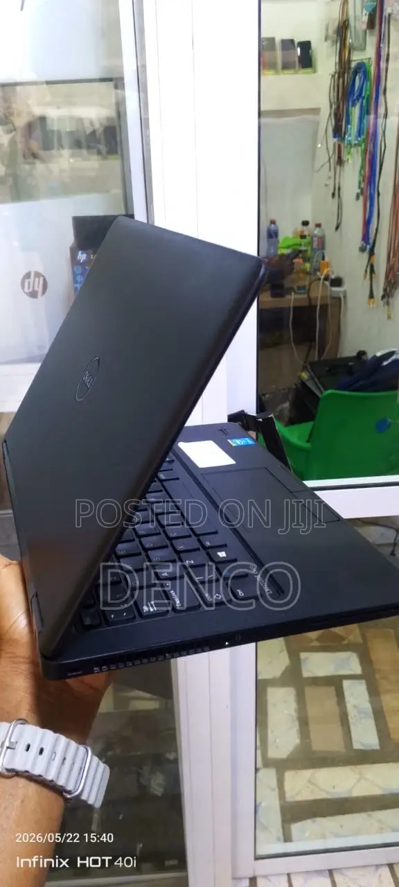 Laptop Dell Latitude 12 E5250 8GB Intel Core i3 HDD+SSD 256GB