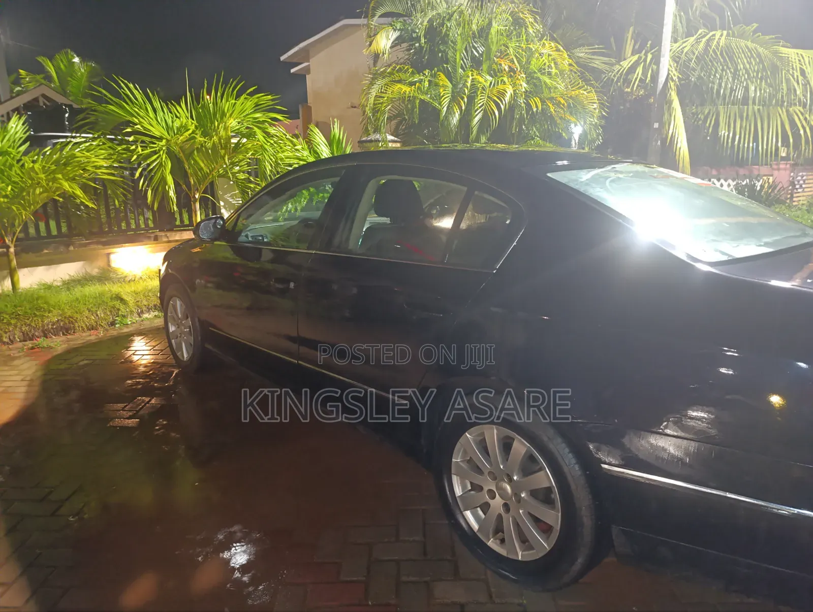 Volkswagen Passat 2011 Black