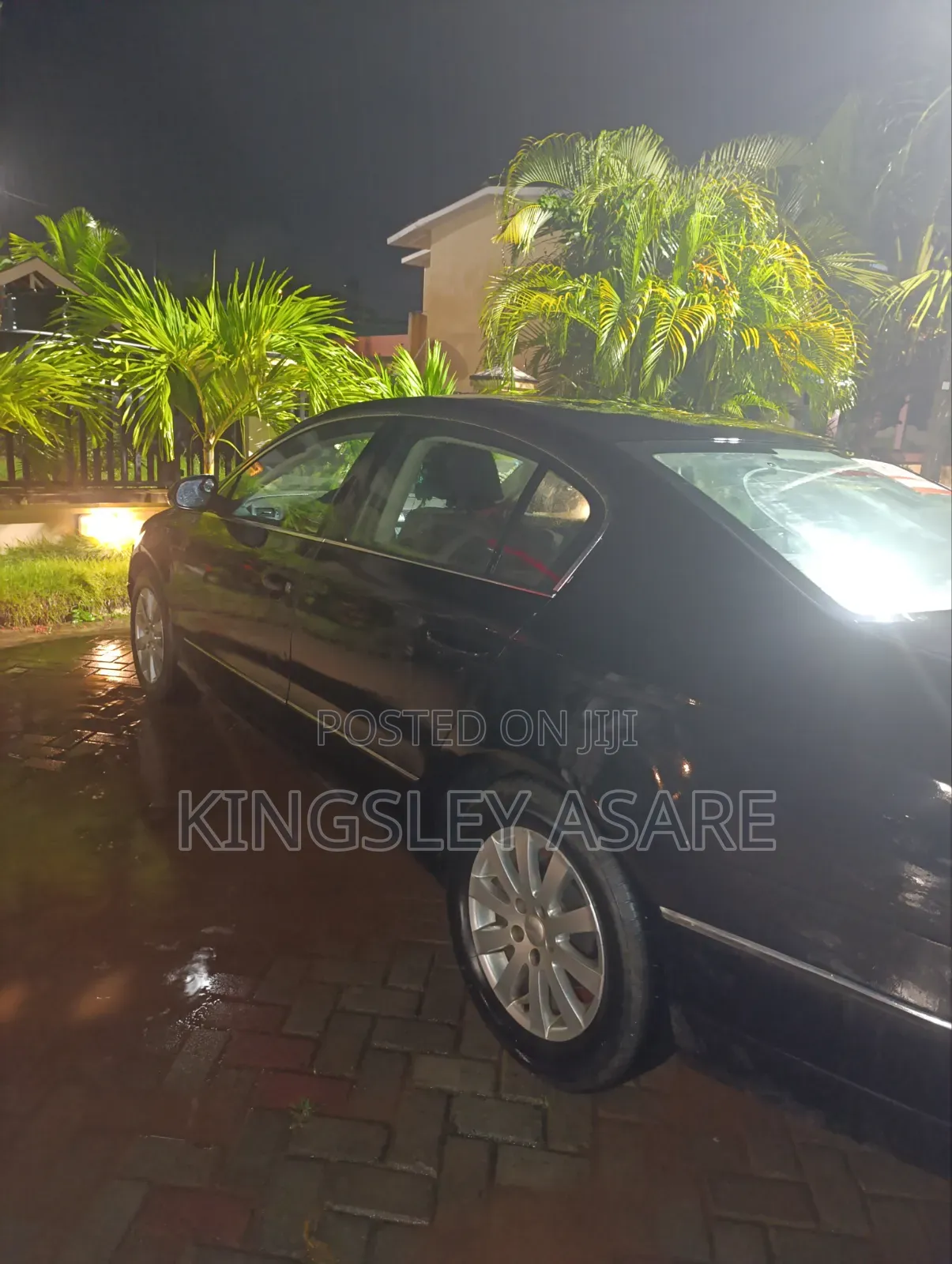 Volkswagen Passat 2011 Black