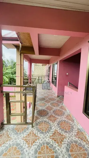 3bdrm Apartment in Sefdard Properties, Ashomang Estate for rent