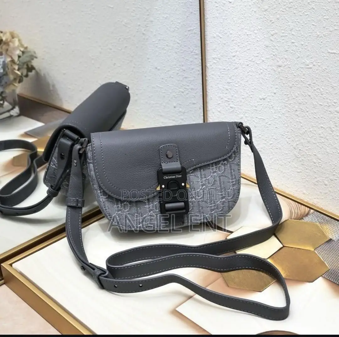 Quality Side Bags Available (Location: Adum Kumasi)