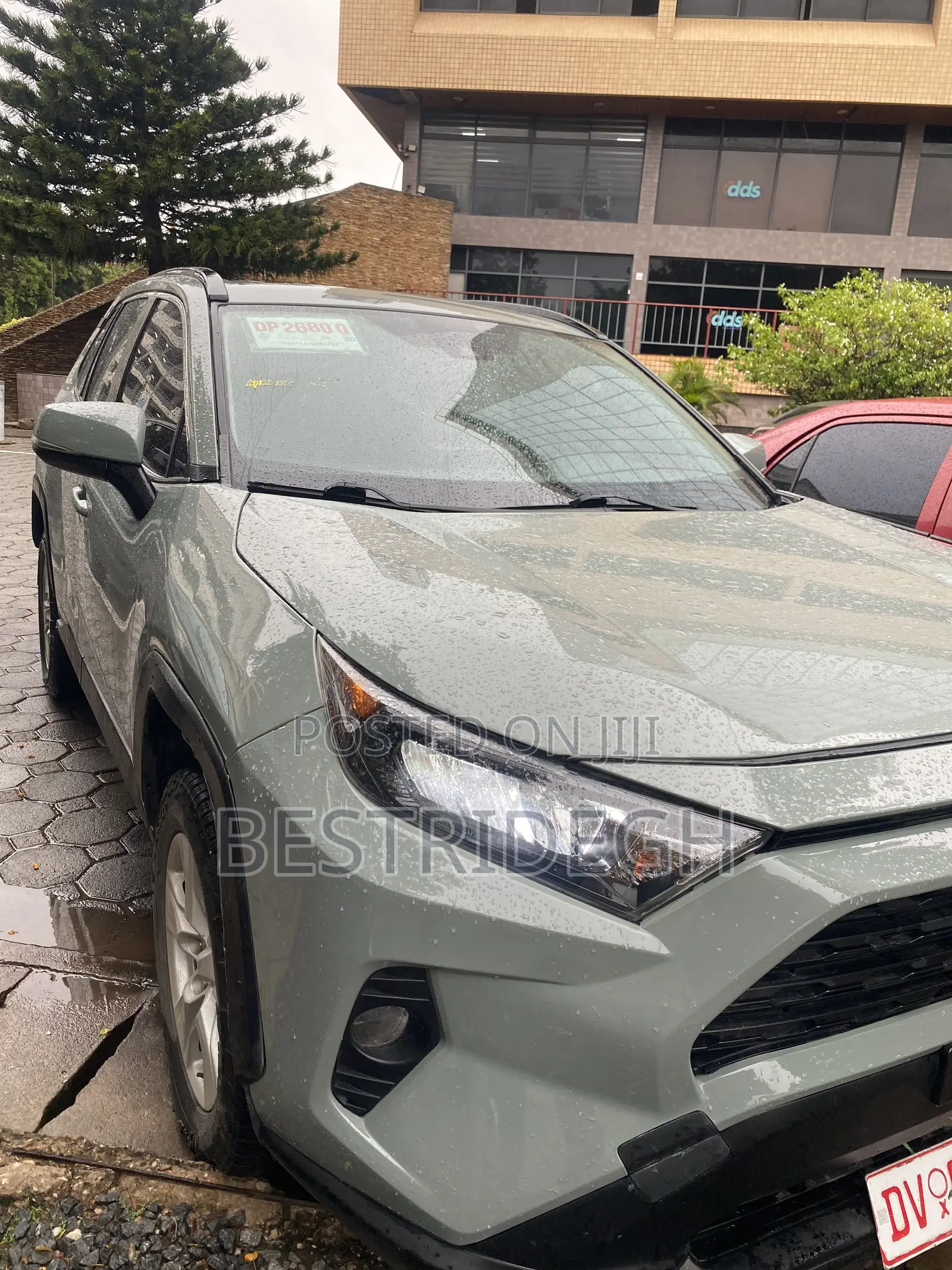 Toyota RAV4 XLE 2021
