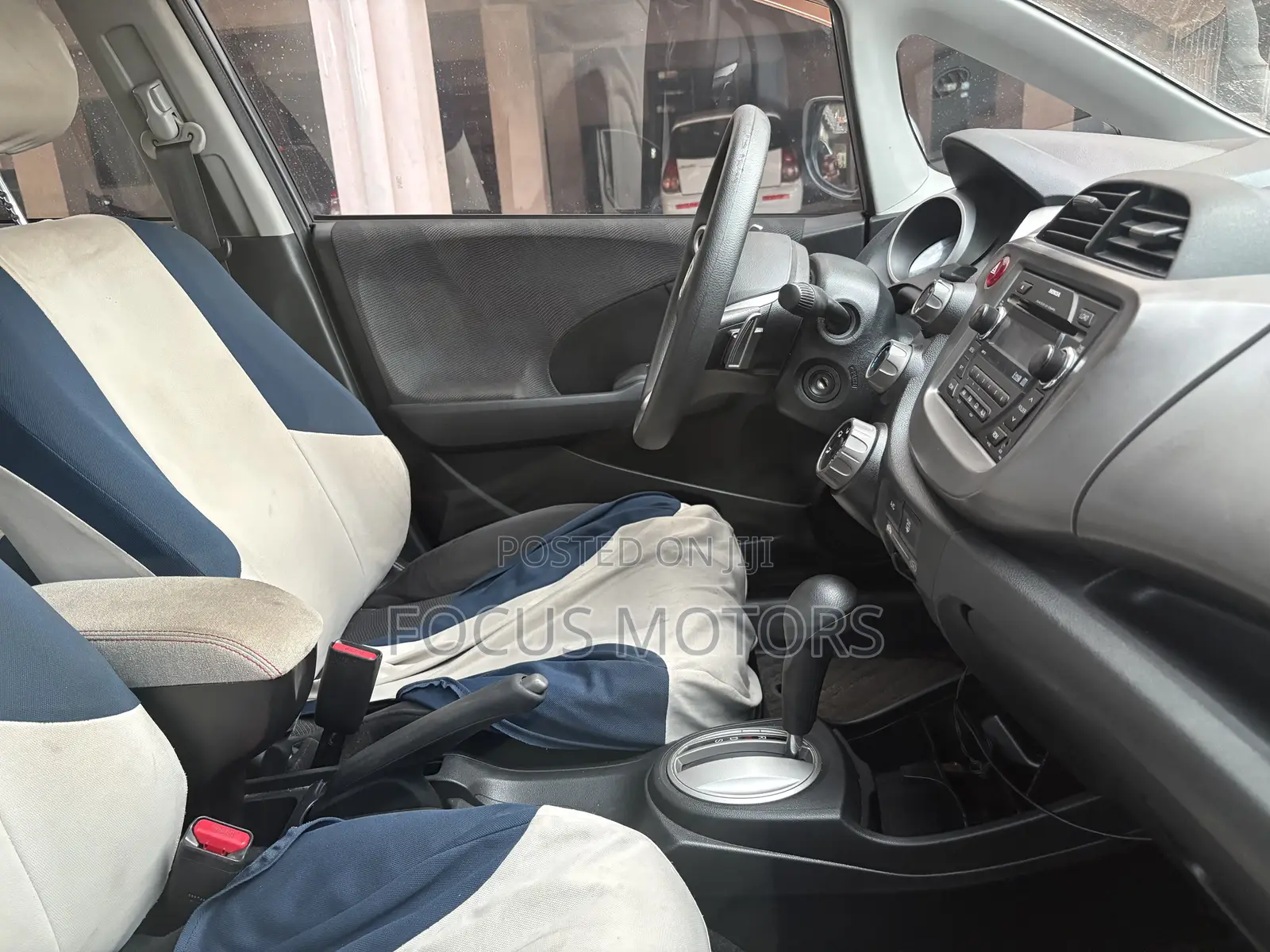 Honda Fit 2010 Gray