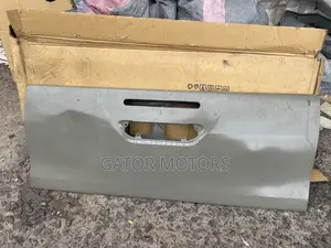 Tail Gate Board for Hilux 2016 2017 2018 2019 2020 2021 2022 2023 2024