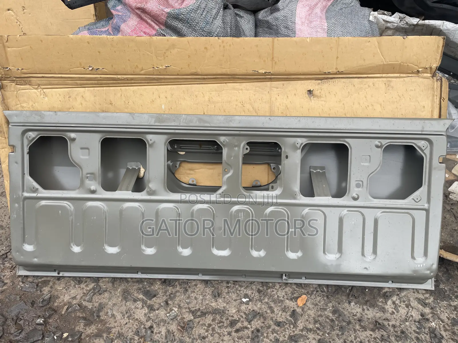 Tail Gate Board for Hilux 2016 2017 2018 2019 2020 2021 2022 2023 2024