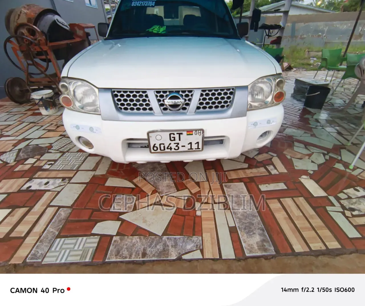 Nissan Hardbody 2010 White