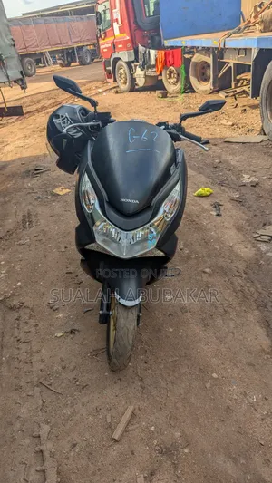 Honda 2025 Black