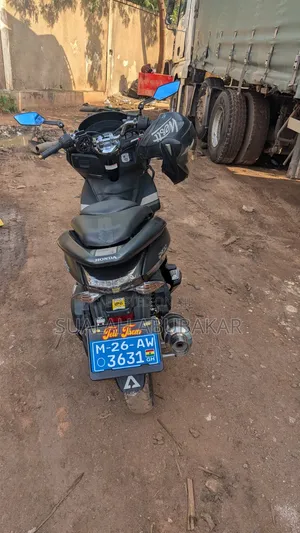 Honda 2025 Black