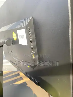 Lenovo Thinkvision Edgless Monitors