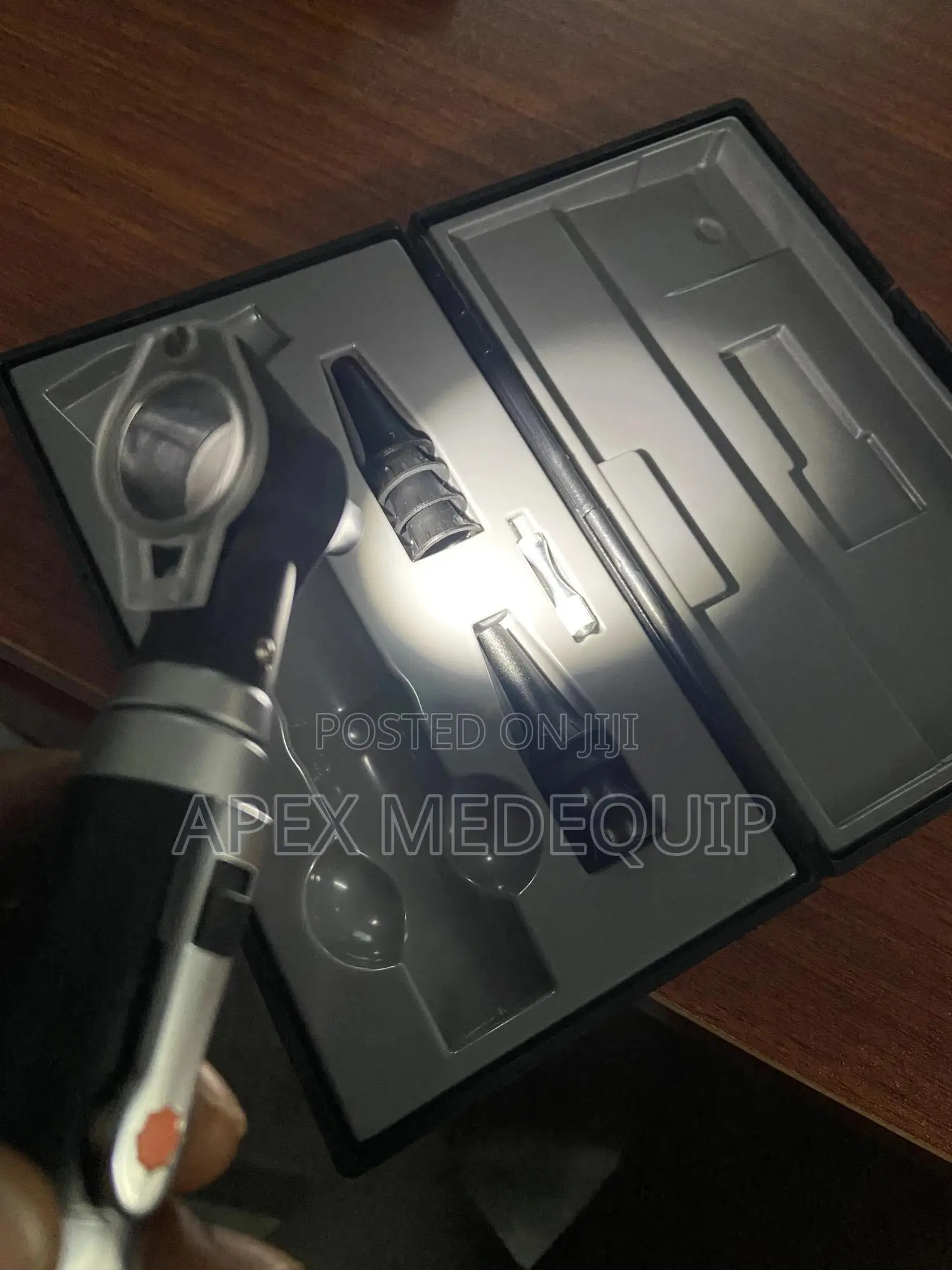 Otoscope ( Brandnew)