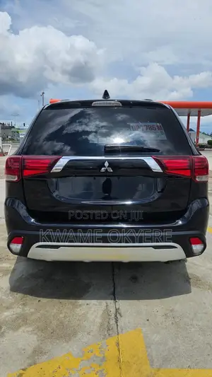 Mitsubishi Outlander SE FWD 2019 Black